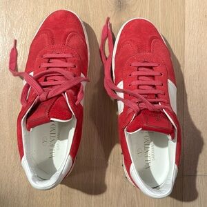 Valentino low tops 36.5
